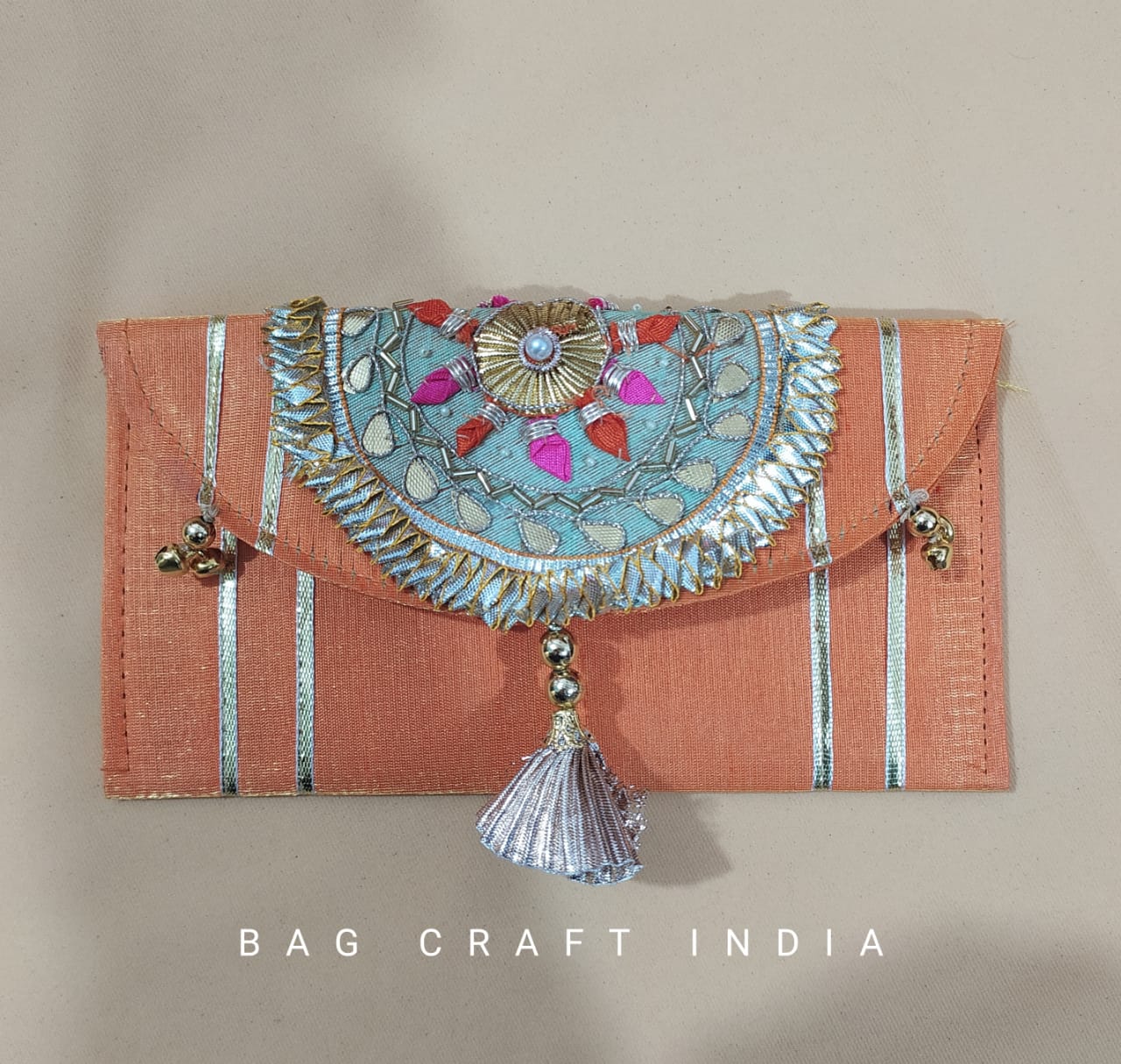 Buy Vintage Embroidered Purse From Bhopal Online in India - Etsy
