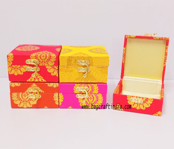 Paan Print Gift Box